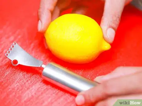 Imagen titulada Zest a Lemon Step 5