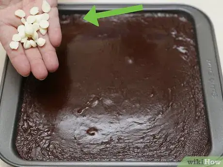 Imagen titulada Make Chocolate Syrup Brownies Step 15