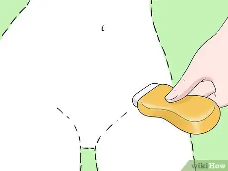 Imagen titulada Give Yourself a Brazilian Wax Step 15