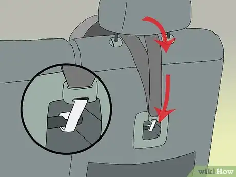 Imagen titulada Install a Car Seat Step 7