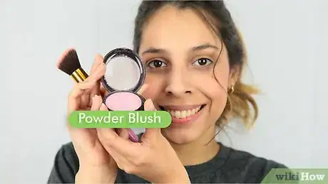 Imagen titulada Apply Blush Step 13