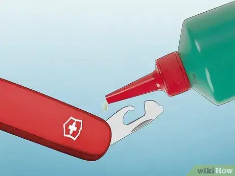 Imagen titulada Use a Swiss Army Knife Step 11