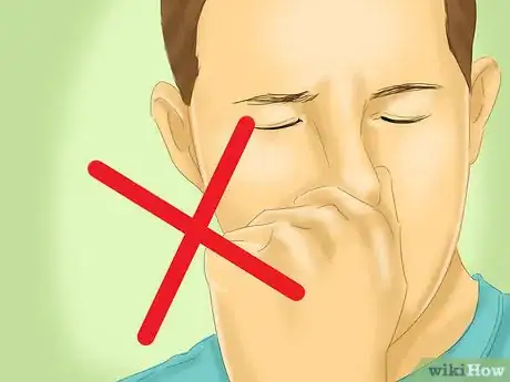 Imagen titulada Sneeze Properly Step 6