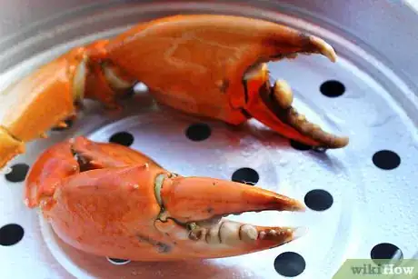 Imagen titulada Cook Stone Crab Claws Step 11