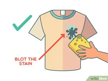 Imagen titulada Get Pen Stains out of Clothing Step 5