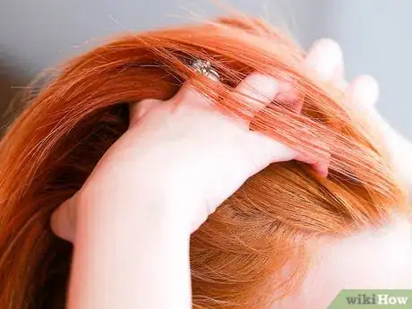 Imagen titulada Turn Dry Hair to Healthy Hair Step 12