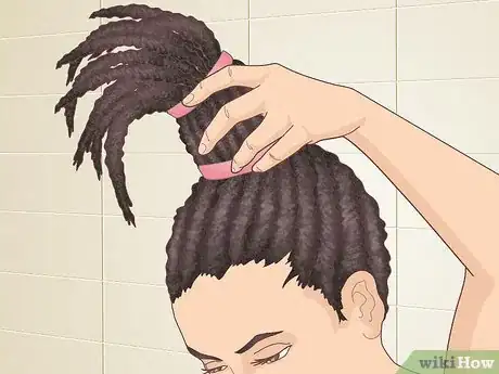 Imagen titulada Dye the Tips of Dreads Step 1