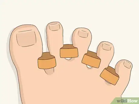 Imagen titulada Give Yourself a Pedicure Using Salon Techniques Step 15