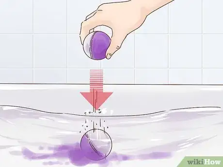 Imagen titulada Use a Bath Bomb Step 5