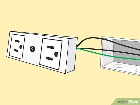 Imagen titulada Add an Electrical Outlet to a Wall Step 12