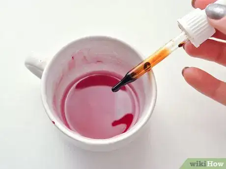 Imagen titulada Make Lip Balm with Petroleum Jelly Step 8