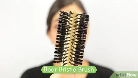 Imagen titulada Brush Your Hair Step 2