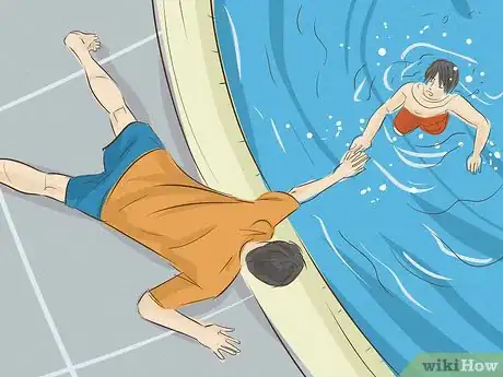 Image intitulée Save an Active Drowning Victim Step 5