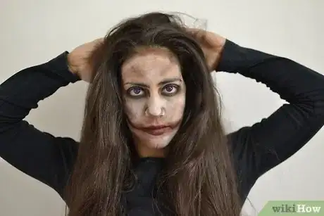 Image intitulée Apply Zombie Makeup Step 10