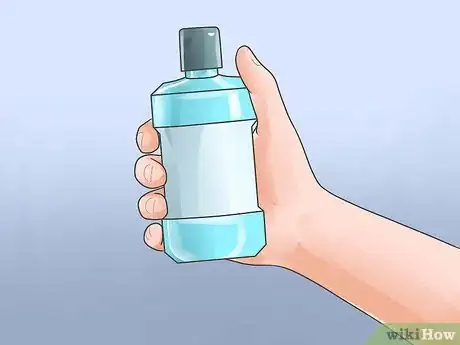 Image intitulée Use Mouthwash Properly Step 3