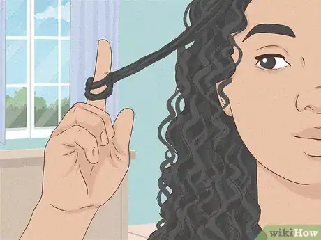 Image intitulée Define Curly Hair Step 10