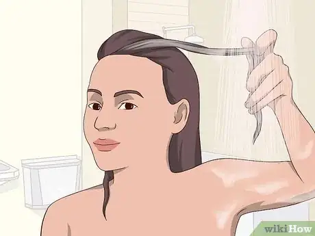 Image intitulée Put Streaks in Your Hair at Home Step 9