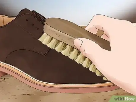 Image intitulée Dye Suede Shoes Step 12