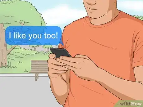 Image intitulée Respond when a Girl Says She Likes You over Text Step 3