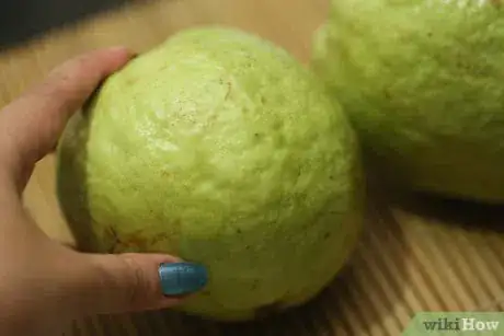 Image intitulée Eat Guava Step 1Bullet1