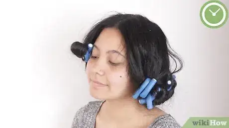 Image intitulée Curl Your Hair Without Heat Step 10