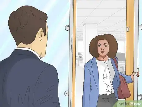 Image intitulée Introduce Yourself at a Job Interview Step 14