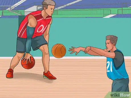 Image intitulée Play Basketball Step 4