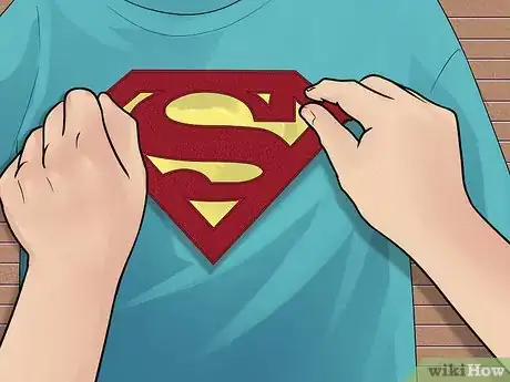 Image intitulée Make a Superman Costume Step 8
