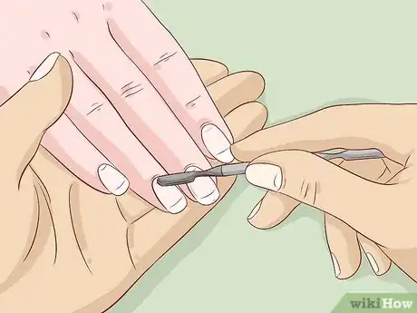 Image intitulée Care for Your Nails Step 9