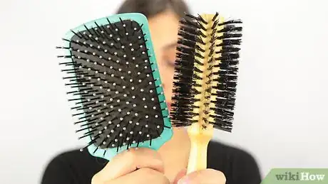 Image intitulée Brush Your Hair Step 3