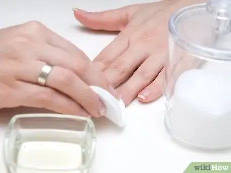 Image intitulée Remove Nail Polish Stains from Your Finger Nails Step 6