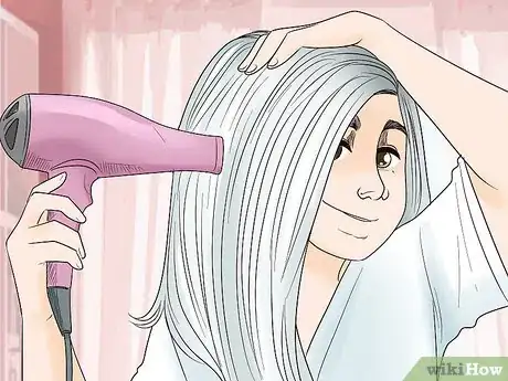 Image intitulée Make Your Hair Look Gray for a Costume Step 17