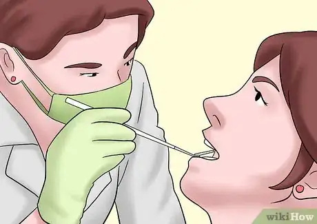 Image intitulée Brush Your Teeth with a Tongue Piercing Step 10