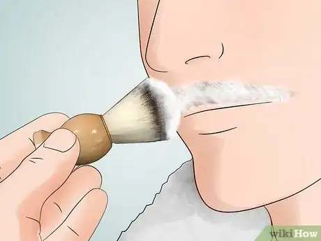 Image intitulée Shave a Mustache Step 16