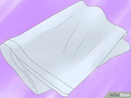 Image intitulée Avoid Night Time Stains During your Period Step 8