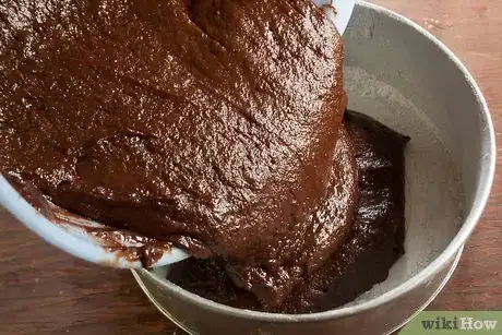 Image intitulée Make a Chocolate Cake Step 3