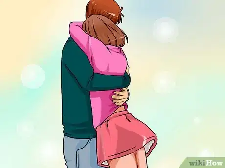 Image intitulée Romantically Hug a Guy Step 8
