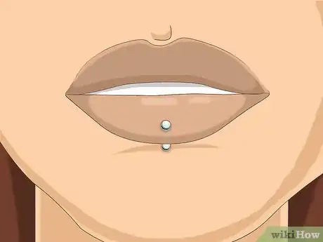 Image intitulée Treat an Infected Lip Piercing Step 1