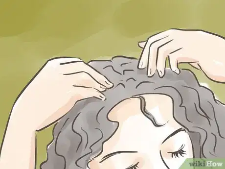 Image intitulée Wash Curly Hair Step 6