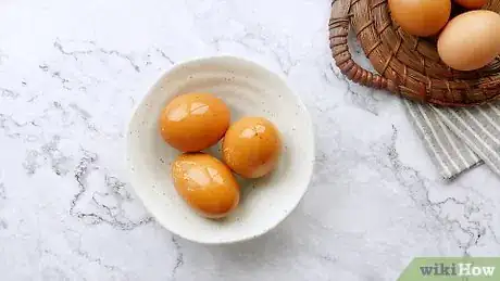 Image intitulée Cook Hard Boiled Eggs Without Cracking Step 13