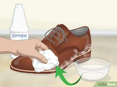 Image intitulée Maintain Leather Shoes Step 3
