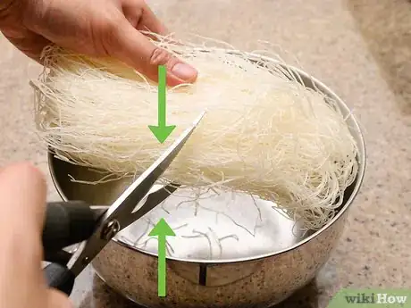 Image intitulée Make Fried Noodles Step 1