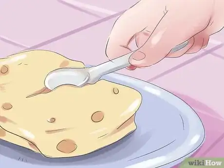 Image intitulée Teach Your Toddler to Eat Independently Step 16