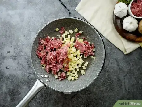 Image intitulée Make Corned Beef Hash Step 2