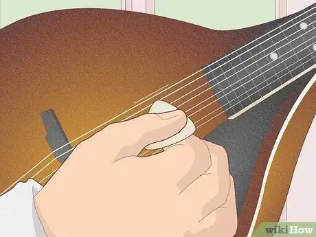 Image intitulée Tune a Mandolin Step 3