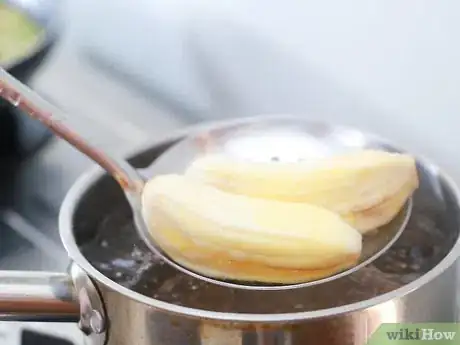 Image intitulée Cook Green Bananas Step 9