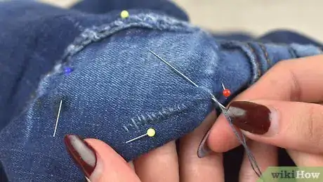 Image intitulée Fix Thigh Holes in Jeans Step 13