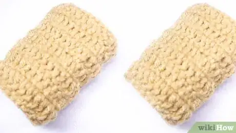 Image intitulée Crochet Boot Cuffs Step 8