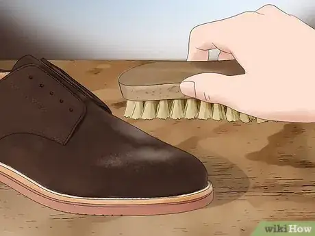 Image intitulée Dye Suede Shoes Step 14