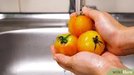 Image intitulée Blanch Tomatoes Step 1